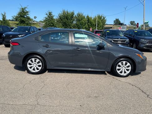 Used 2024 Toyota Corolla LE FWD image 8