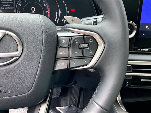 Used 2024 Lexus RX 350 FWD image 23