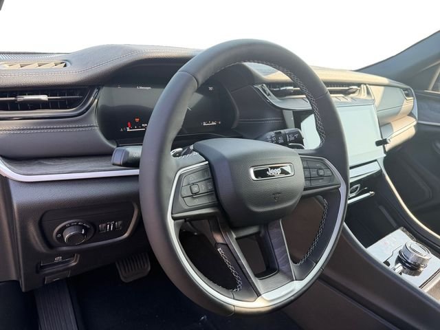 New 2026 Jeep Grand Cherokee Altitude AWD/4WD image 12