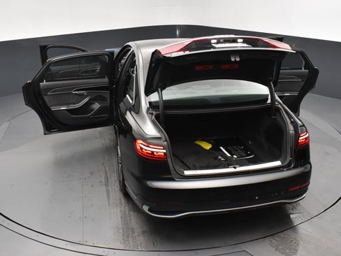Used 2022 Audi A8 L 3.0T w/ Executive Package image 26