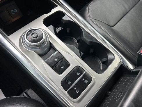 Used 2020 Ford Explorer Limited image 35