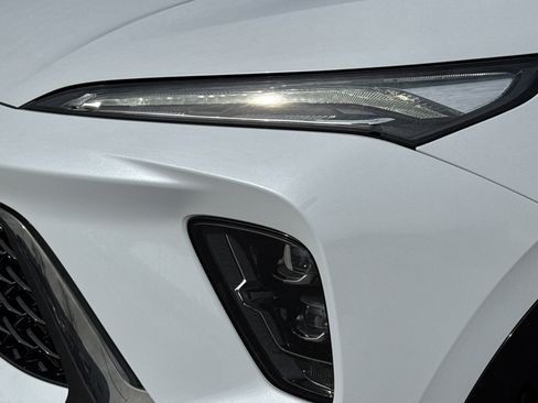 New 2026 Buick Envision Sport Touring image 6