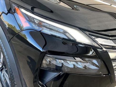 Certified 2024 Nissan Rogue SL w/ SL Premium Package image 27