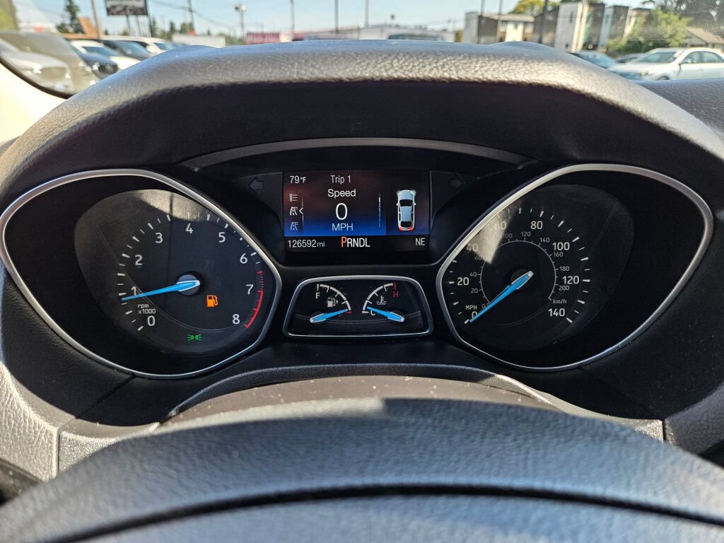 Used 2017 Ford Focus SE FWD image 22
