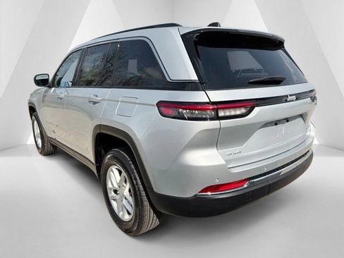 New 2026 Jeep Grand Cherokee Laredo AWD/4WD image 5