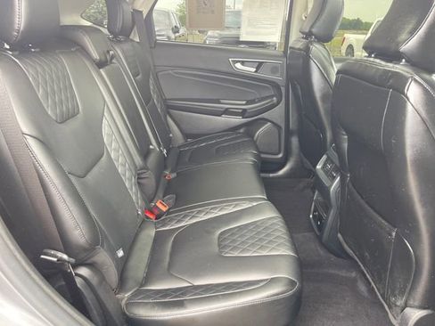 Used 2024 Ford Edge Titanium AWD/4WD image 34
