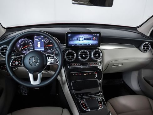 Certified 2021 Mercedes-Benz GLC 300 image 18