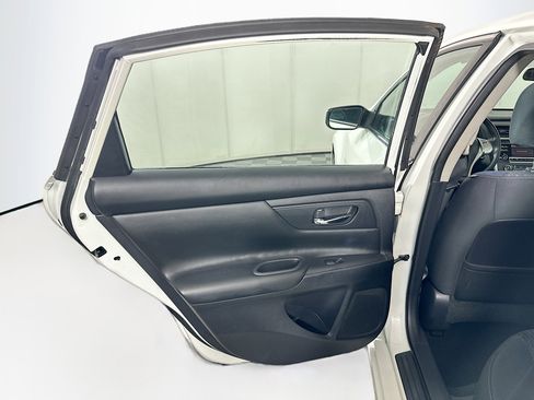 Used 2017 Nissan Altima 2.5 S w/ Power Driver Seat Package image 24