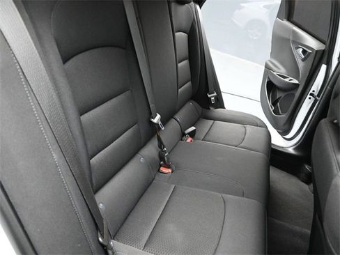 Used 2022 Chevrolet Malibu LS image 23