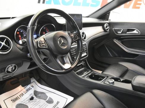 Used 2019 Mercedes-Benz CLA 250 4MATIC w/ Premium Package image 13