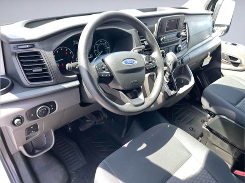 Used 2025 Ford Transit 250 Low Roof w/ Exterior Upgrade Package RWD image 16