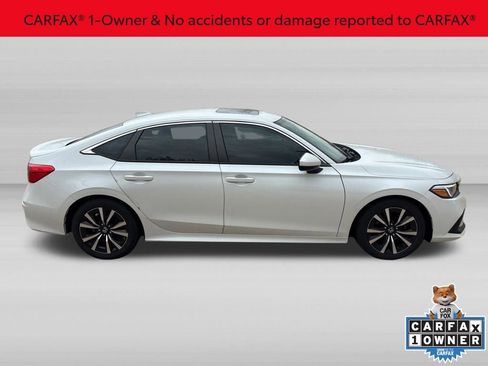 Used 2022 Honda Civic EX image 2