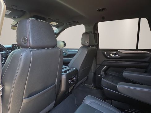 Used 2024 Chevrolet Tahoe RST w/ Luxury Package AWD/4WD image 12