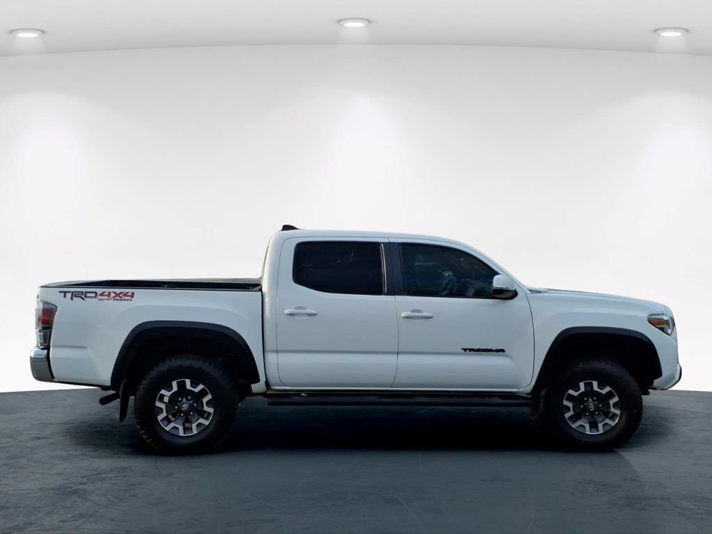 Used 2023 Toyota Tacoma TRD Off-Road AWD/4WD image 7