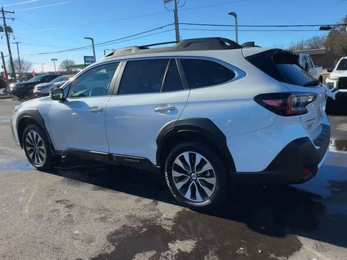Certified 2025 Subaru Outback Limited image 6