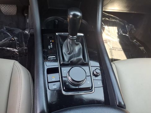 Used 2021 MAZDA MAZDA3 s FWD image 11