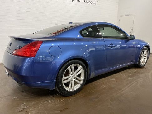 Used 2010 INFINITI G37 Journey w/ Premium Pkg image 3