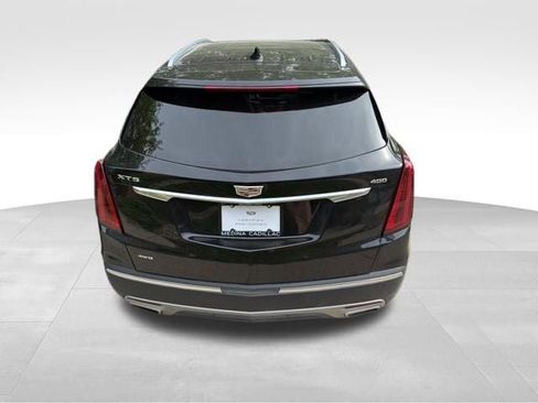 Certified 2023 Cadillac XT5 Premium Luxury AWD/4WD image 5