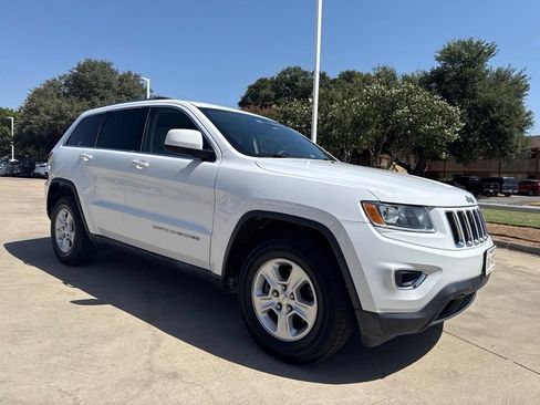Used 2016 Jeep Grand Cherokee Laredo w/ Quick Order Package 23E RWD image 11