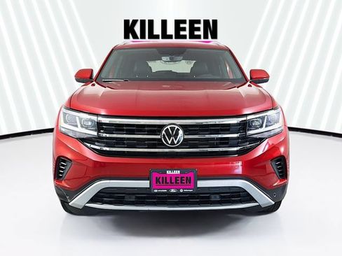Used 2021 Volkswagen Atlas Cross Sport SE FWD image 2