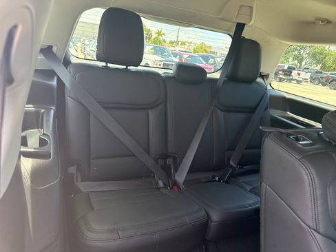 Used 2025 Ford Expedition Active RWD image 29