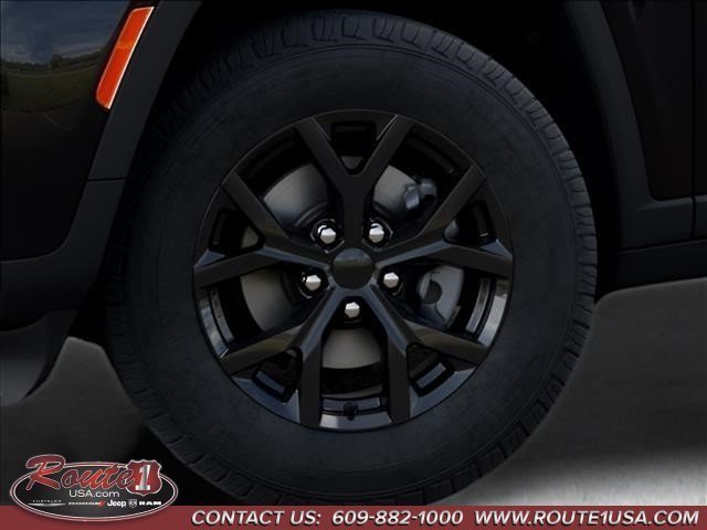 New 2026 Jeep Grand Cherokee Altitude AWD/4WD image 9