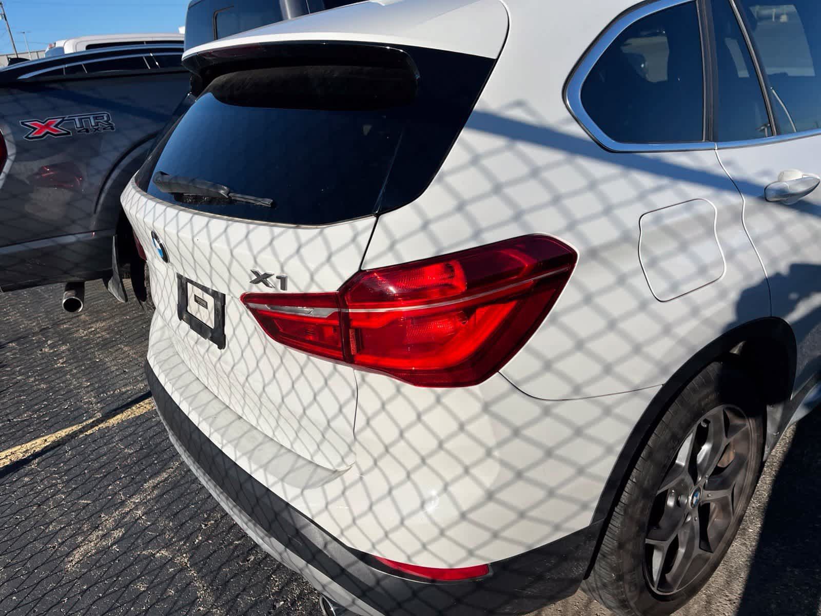 Used 2017 BMW X1 xDrive28i AWD/4WD image 12