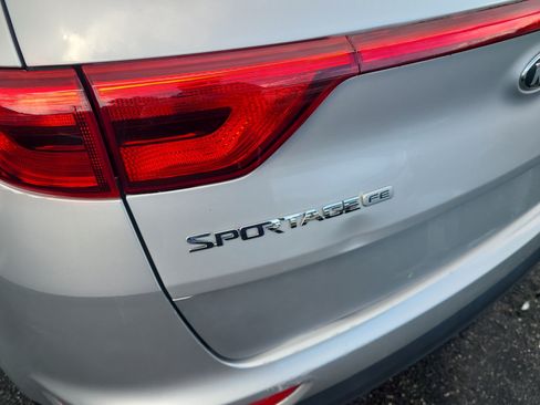 Used 2019 Kia Sportage LX w/ LX Popular Package FWD image 9