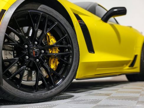 Used 2017 Chevrolet Corvette Z06 image 11