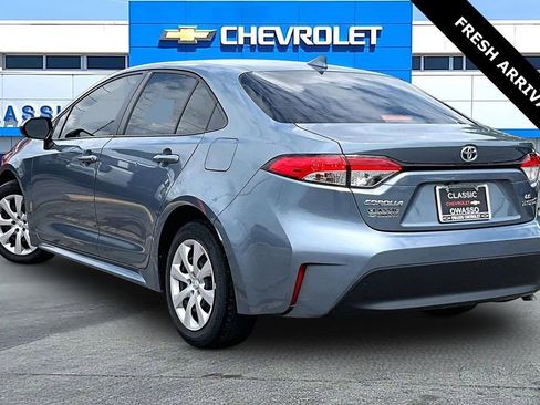 Used 2024 Toyota Corolla LE FWD image 4