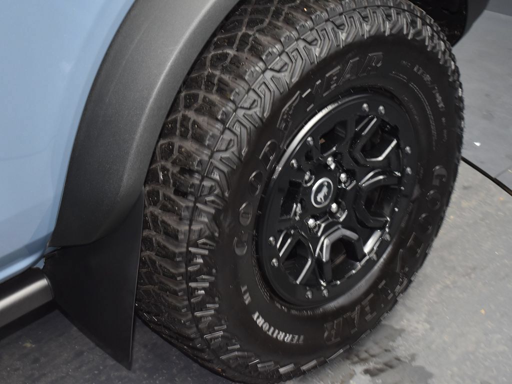 Used 2023 Ford Bronco Wildtrak AWD/4WD image 22