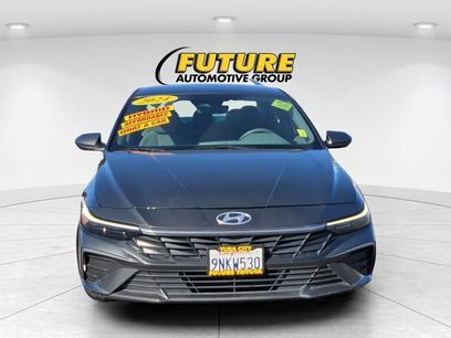 Used 2024 Hyundai Elantra Blue