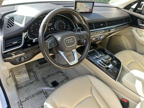 Used 2019 Audi Q7 3.0T Premium w/ Convenience Package image 2
