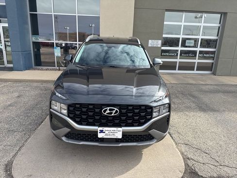 Used 2023 Hyundai Santa Fe SEL image 3