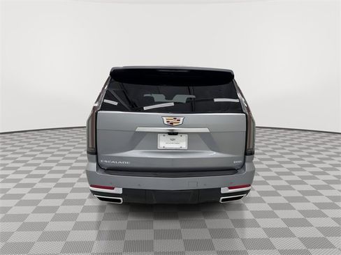New 2026 Cadillac Escalade Luxury w/ Touring Package image 9