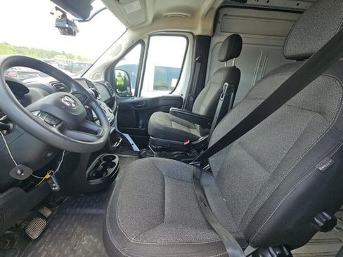 Used 2023 RAM ProMaster 3500 FWD image 5