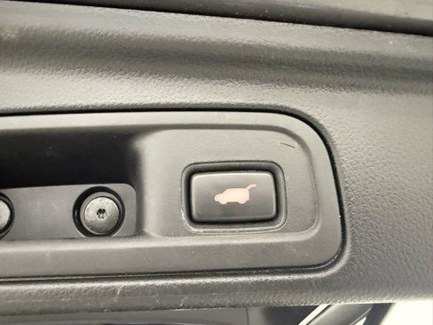 Used 2020 Honda Pilot Touring image 33