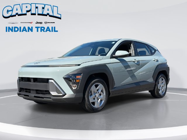 Used 2027 Hyundai Kona SE FWD image 1