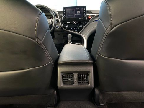 Used 2023 Toyota Camry XSE image 39