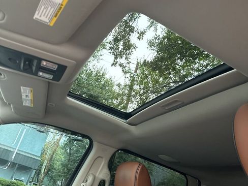 Used 2017 RAM 1500 Laramie Longhorn image 23