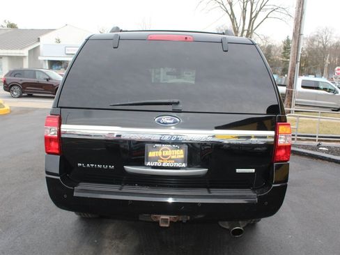 Used 2016 Ford Expedition EL Platinum image 25