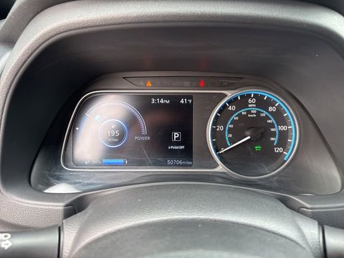 Used 2020 Nissan Leaf SL Plus image 15