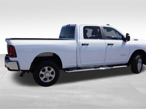 Certified 2026 RAM 2500 Big Horn AWD/4WD image 4