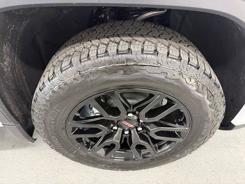 New 2026 GMC Sierra 1500 Elevation w/ Elevation Premium Package image 4