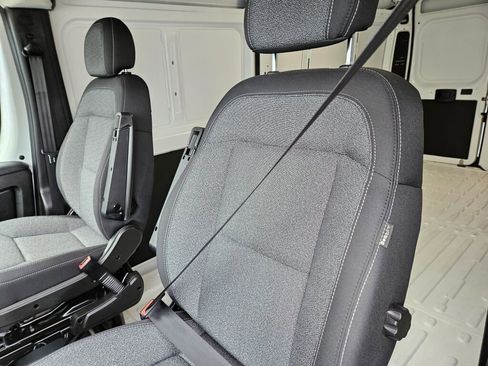 Used 2025 RAM ProMaster 2500 w/ Quick Order Package 22H SLT+ image 17