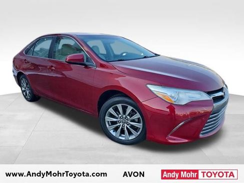Used 2017 Toyota Camry XLE image 1