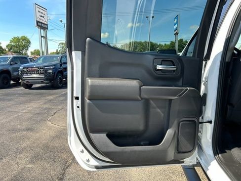 Used 2022 Chevrolet Silverado 1500 Custom w/ Rally Edition AWD/4WD image 18