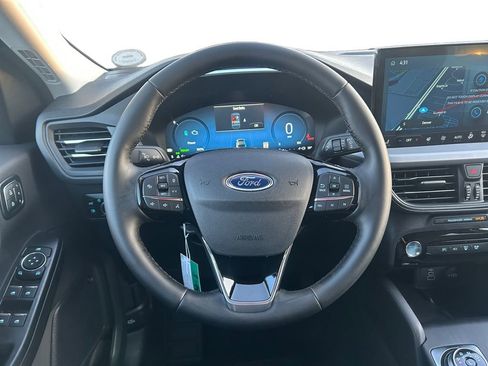 New 2026 Ford Escape SE w/ PHEV Premium Package FWD image 42