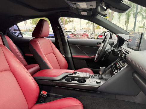 Used 2024 Lexus IS 300 F Sport image 19