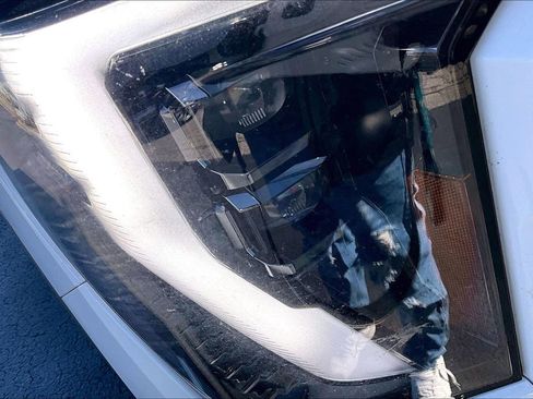 Used 2025 GMC Sierra 2500 AT4 w/ AT4 Premium Plus Package image 31